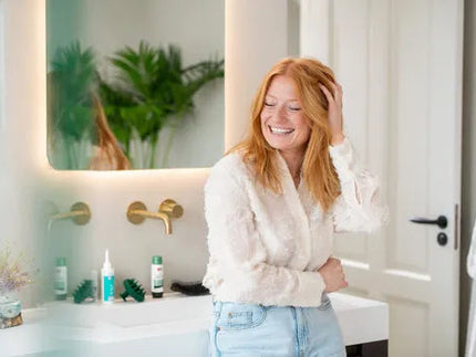 Waarom een behandeling beter werkt dan een los product bij haarproblemen